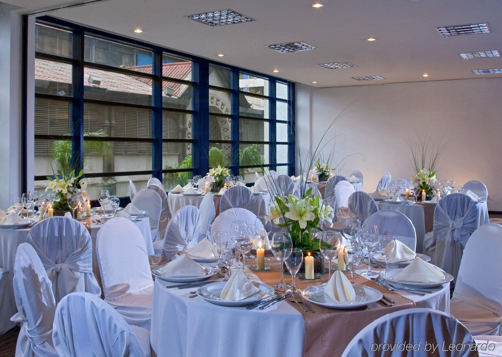 Four Points By Sheraton Montevideo Exterior photo
