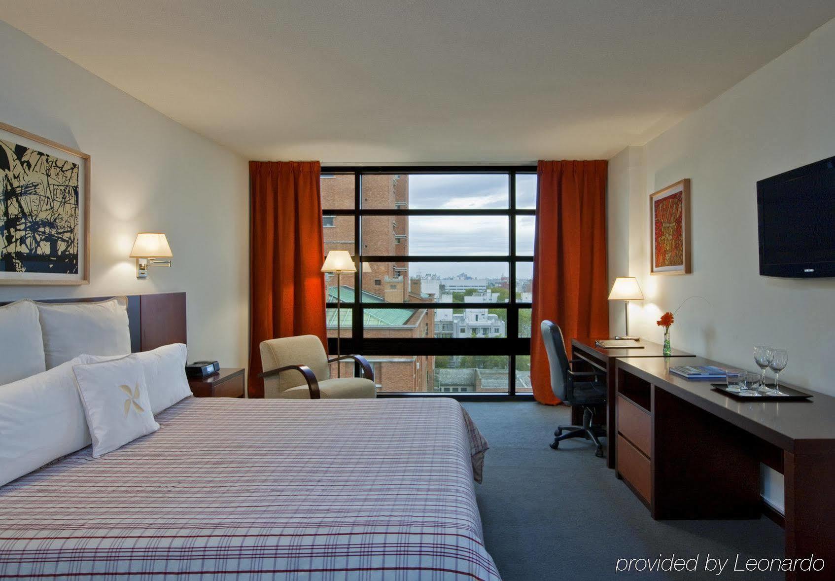 Four Points By Sheraton Montevideo Exterior photo