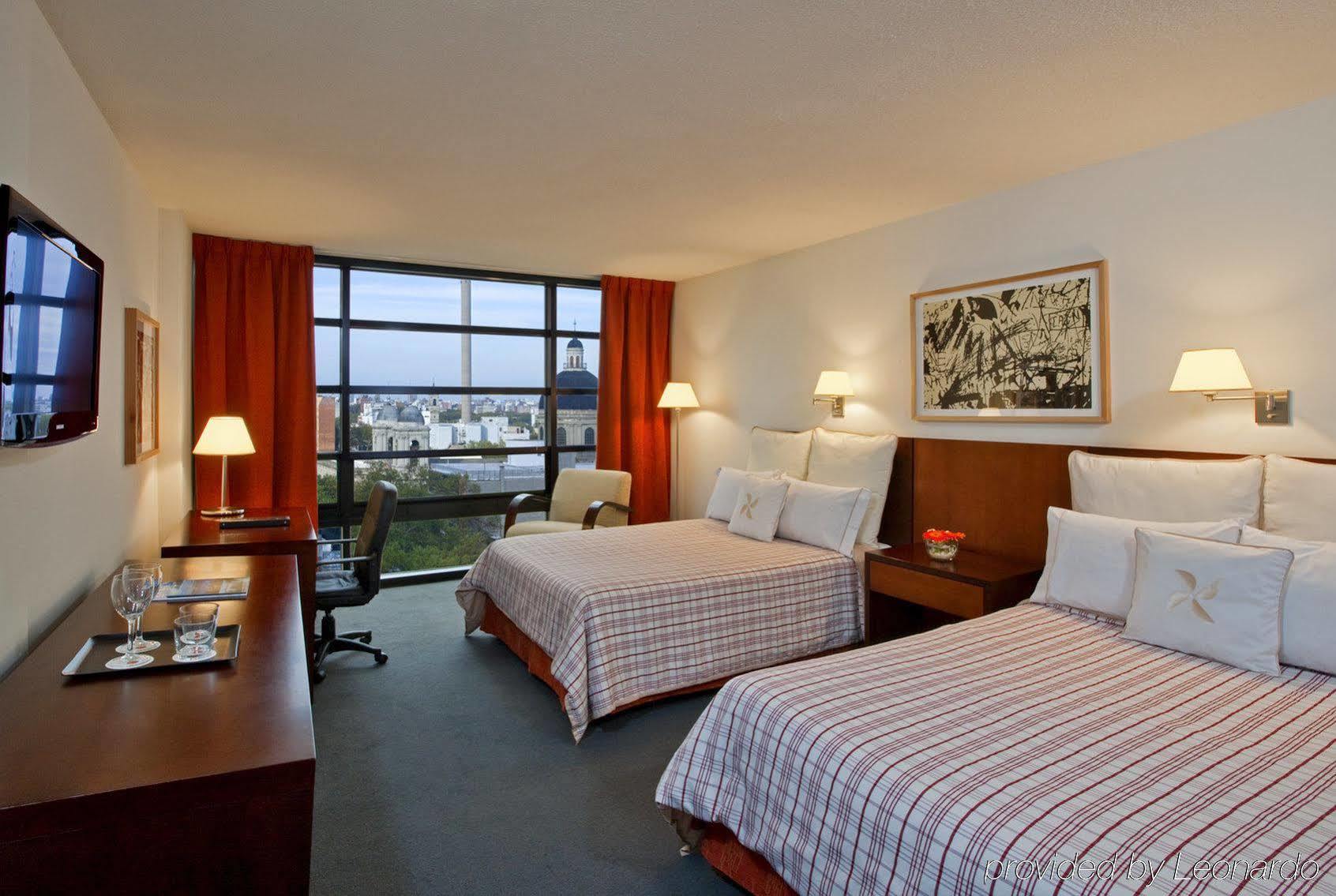 Four Points By Sheraton Montevideo Exterior photo