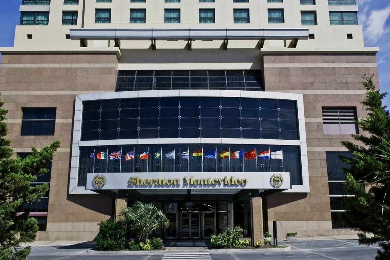Four Points By Sheraton Montevideo Exterior photo